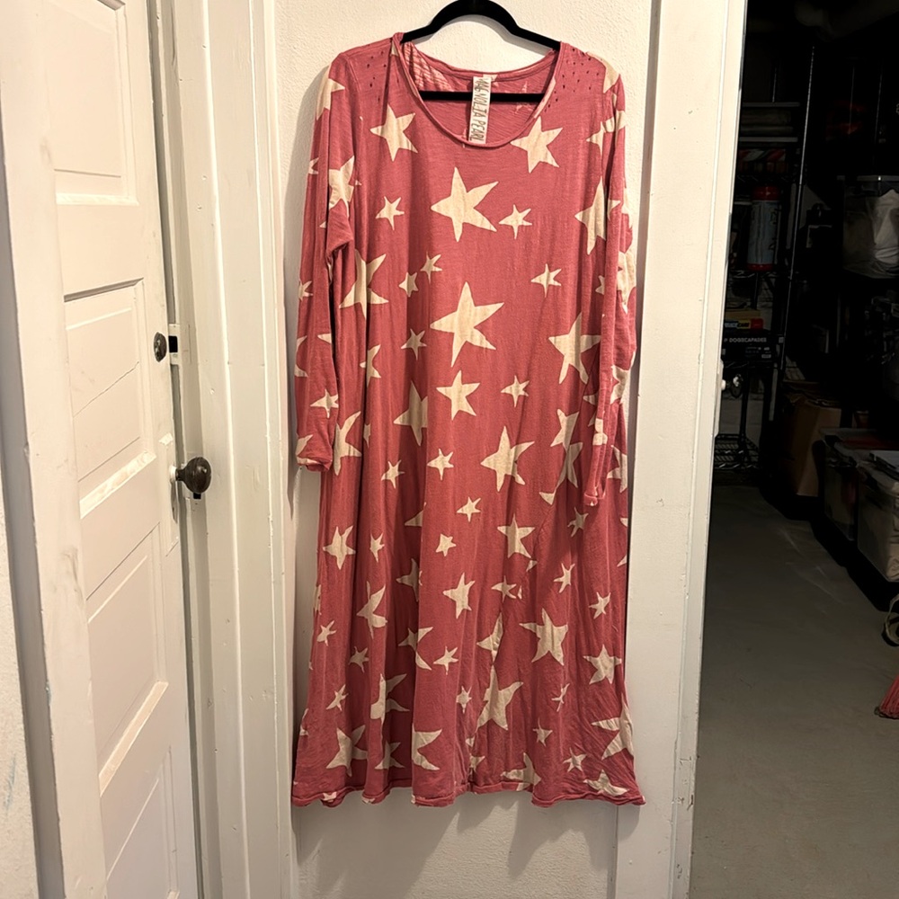 Magnolia Pearl long sleeve Dylan T dress.